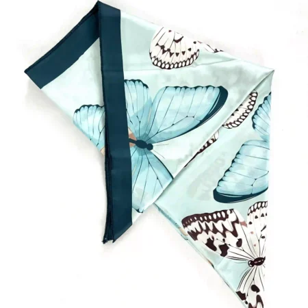 Printed satin square scarf in silk