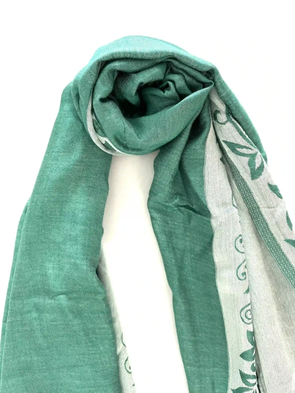 Reversible solid pashmina shawl